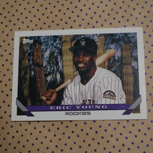 Eric Young #551 Baseball Card - Picture 1 of 2